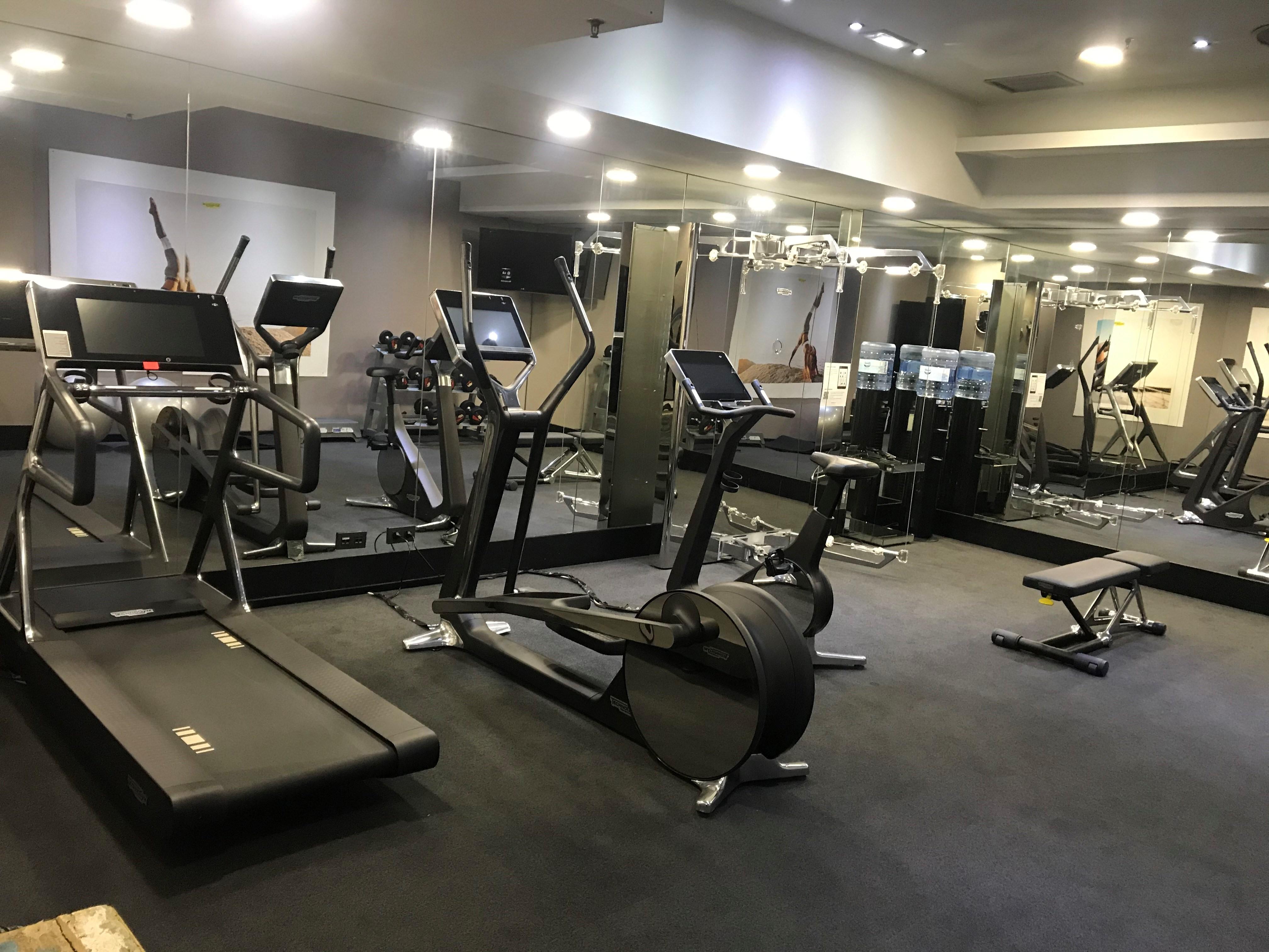 138 Liberdade Hotel Лиссабон Экстерьер фото The gym at the hotel
